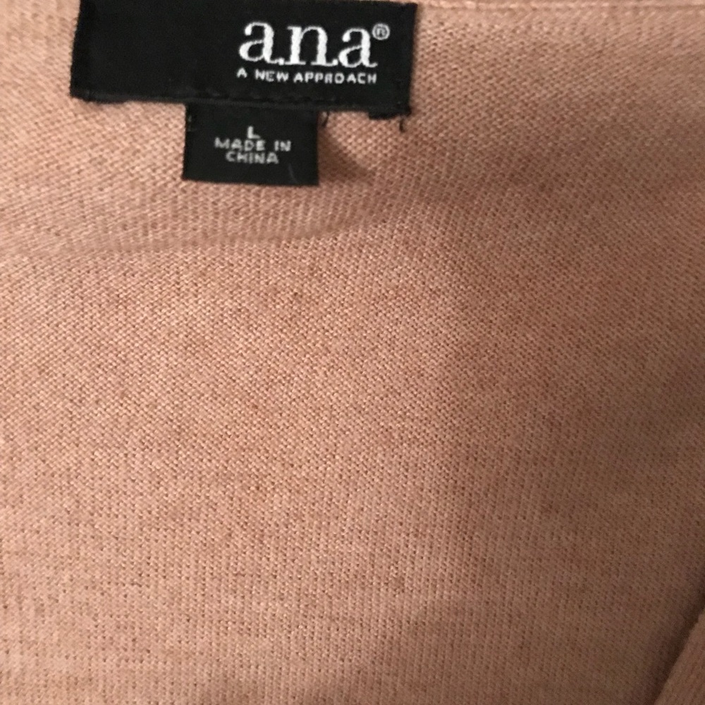 Cardigan - Picture 2 of 3
